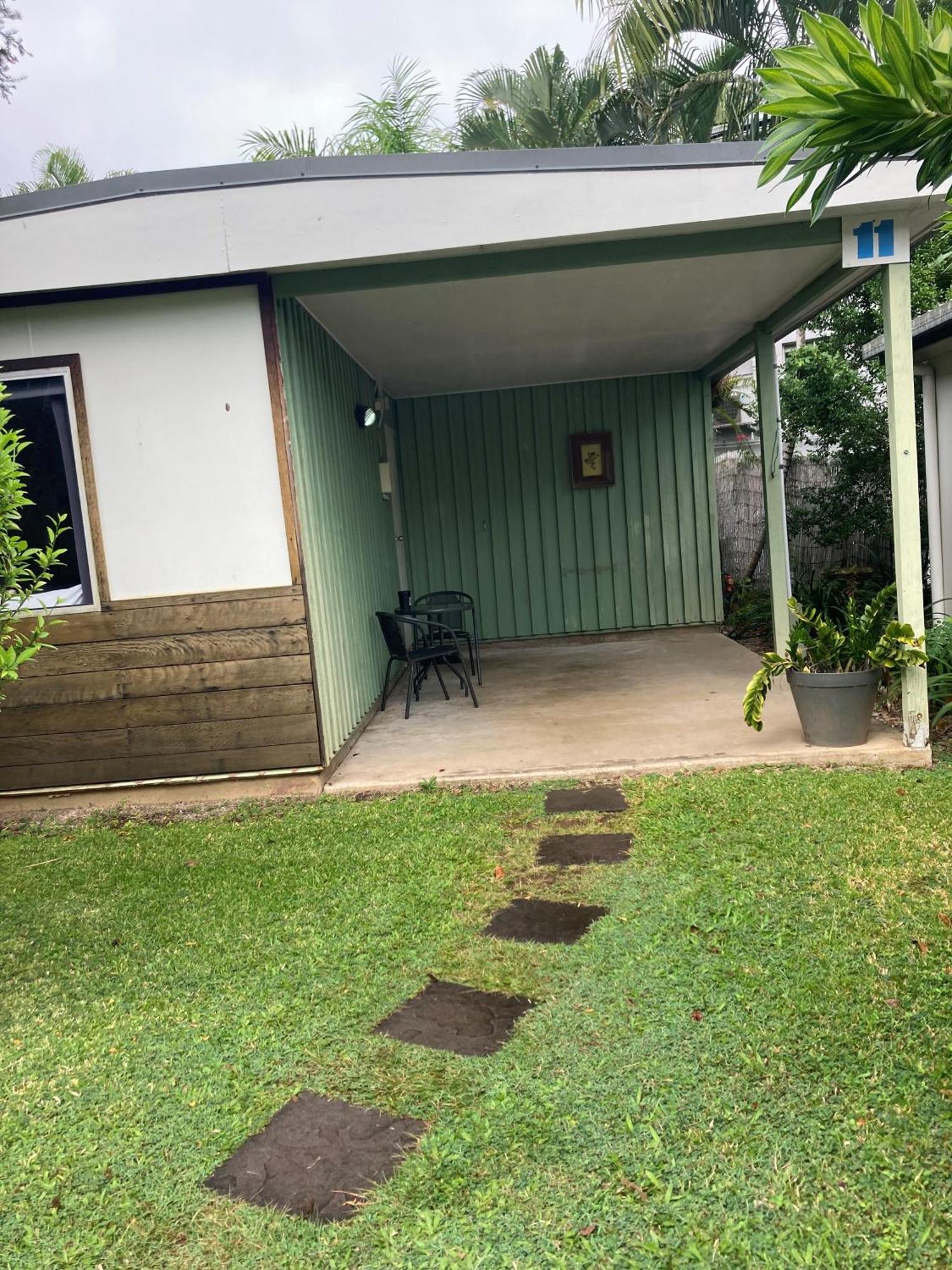 Bush Village Holiday Cabins Airlie Beach Ngoại thất bức ảnh