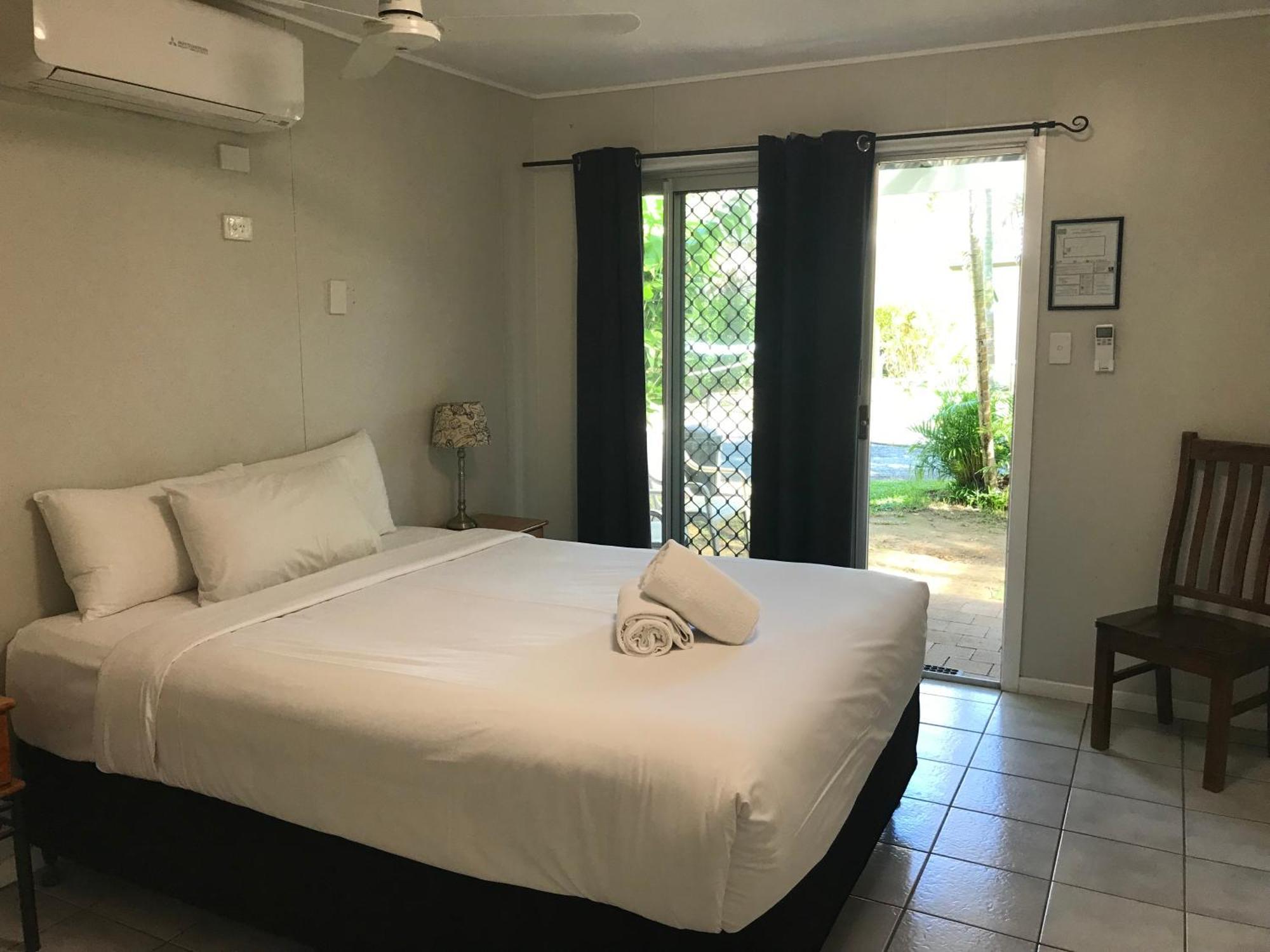 Bush Village Holiday Cabins Airlie Beach Ngoại thất bức ảnh