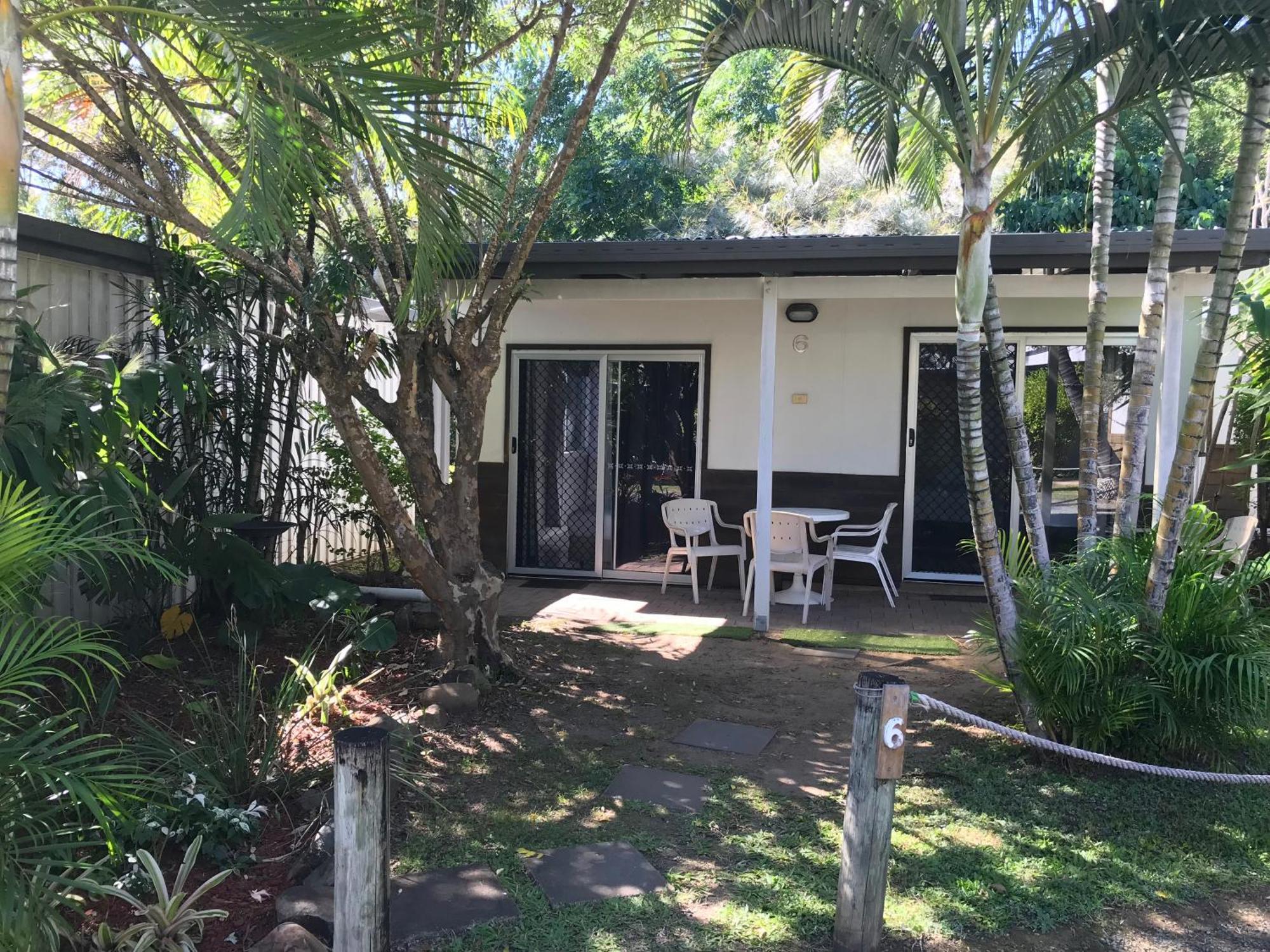 Bush Village Holiday Cabins Airlie Beach Ngoại thất bức ảnh