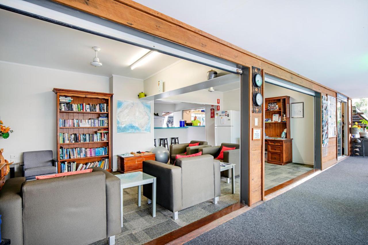Bush Village Holiday Cabins Airlie Beach Ngoại thất bức ảnh